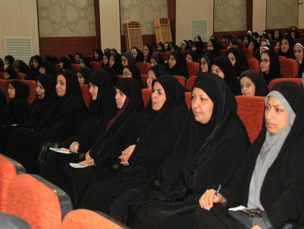 همایش «نقش زنان و چهار دهه ایثار» در یزد برگزار می‌شود