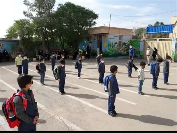 «آموزش حضوری»؛ ضامن زایش بنیۀ علمی کشور/ برای ساماندهی فعالیت مدارس چه باید کرد؟