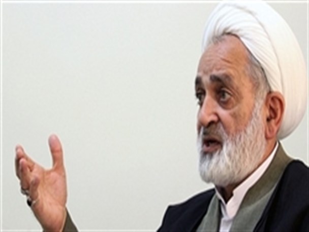 مداحان و هیئتی ها در دام سکولاریسم نیفتند