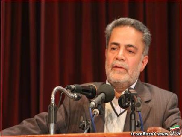 اظهارات عجیب استاندار یزد/ گریه بر امام حسین عامل افسردگی یزدی ها!