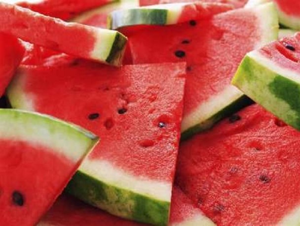 دلیل استفاده از هندوانه در شب یلدا چیست