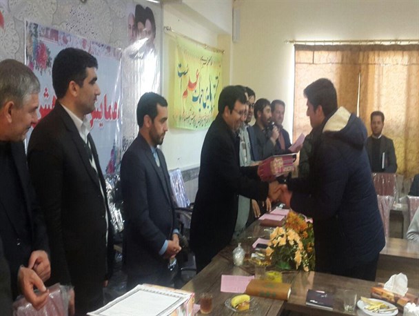 تقدیر از پژوهشگران برتر شهرستان گرمه / تصاویر