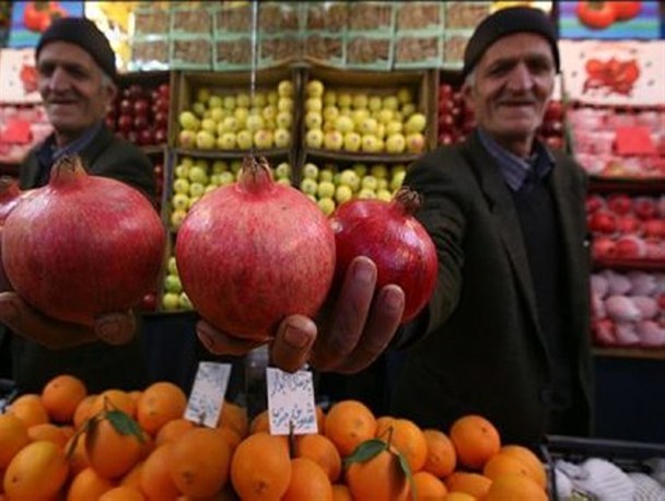 معاون وزیر: دولت وظیفه‌ای در قبال تنظیم بازار شب یلدا ندارد!/ نماینده مجلس: دولتی ها از حالا به فکر کنترل قیمت ها برای نوروز باشند