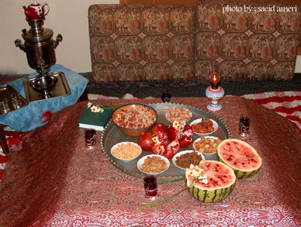زیبایی لحظات پایانی پاییز، شب چله و سنت دیرین ایرانیان