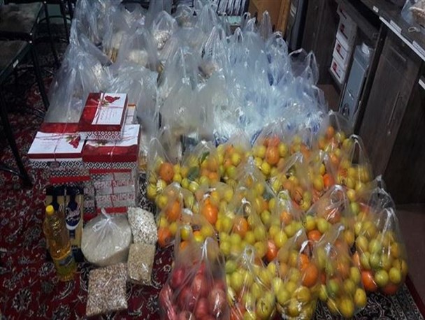 بسته‌های حمایتی به مناسبت شب یلدا بین محرومان توزیع شد