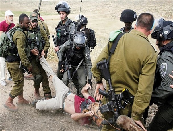 حقوق فلسطینیان حداقل با شهروندان صهیونیستی برابر باشد