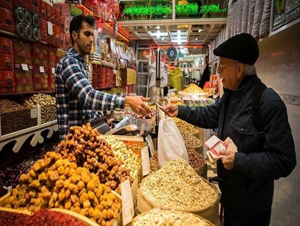 وقتی بازار شب یلدا هم بر مدار حرف های مسئولان نمی چرخد!