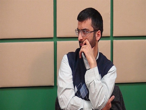 دشمن با فضای مجازی در انتخابات مداخله می‌کند