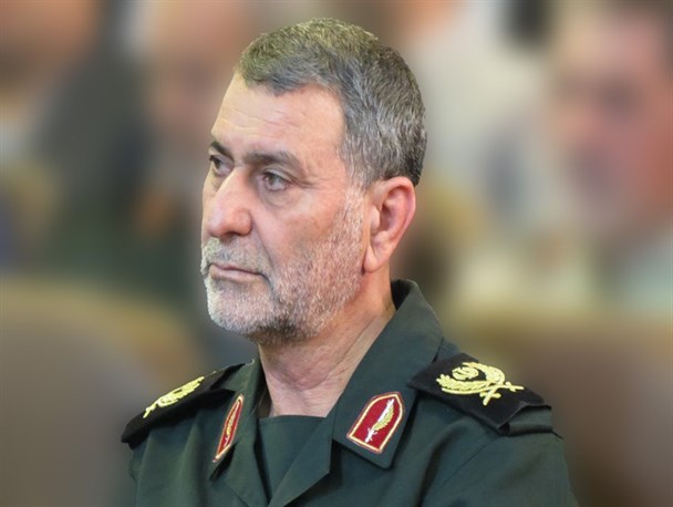 ابراز همدردی فرمانده سپاه بیت المقدس کردستان با خانواده کولبران جانباخته مریوانی