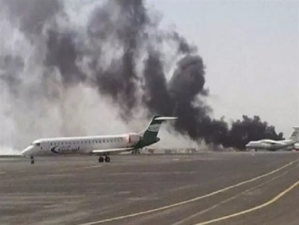 جنگنده‌های سعودی فرودگاه صنعا را مورد حمله قرار دادند