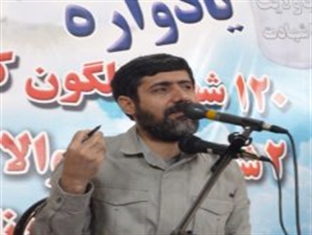 دشمن از جان مردم عبور کرده و به نان آنها حمله کرده است