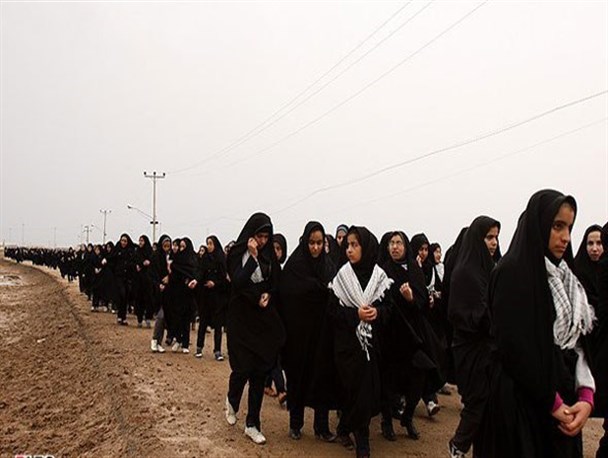 اعزام ۴۰۰ دانش آموز دختر به مناطق عملیاتی جنوب کشور