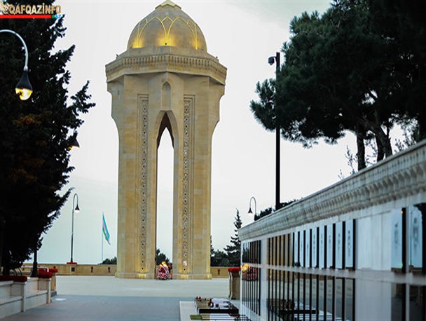 "شهیدلر خیابانی" برای نکوداشت یاد و خاطره جانباختگان فاجعه ژانویه سیاه آماده می‌شود + تصاویر