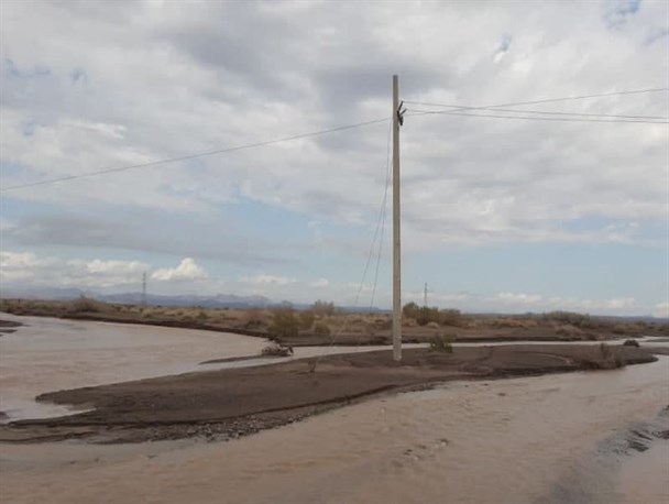ضربه سهمگین باران به زیرساخت ها و مردم جنوب شرق کشور/از قطع ​برق ۱۵۰۰ مشترک تا خسارت به محصولات کشاورزی و منازل مسکونی