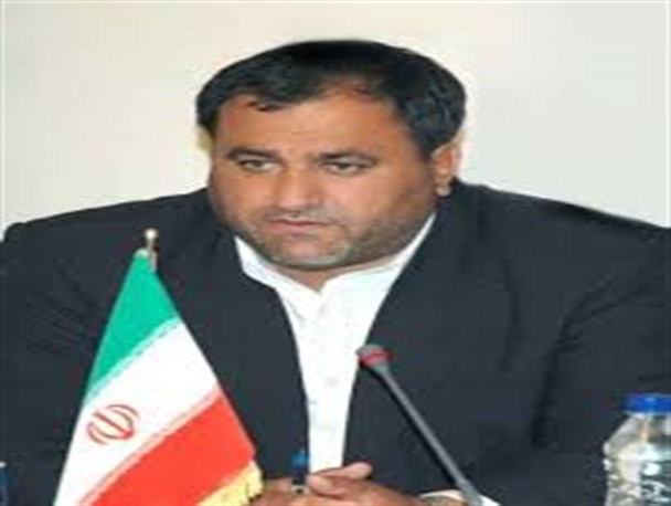 دولت اقدامی برای نجات دریاچه ارومیه نکرده است/ بازی کردن با جان 7 میلیون نفر قابل توجیح نیست