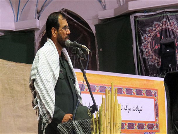 جانشین سپاه ثارالله کرمان:دانشجویان پیشگامان جنگ دیروز و افسران جنگ نرم امروز هستند/پیروی از ولایت فقیه رمز موفقیت در تمام عرصه ها است