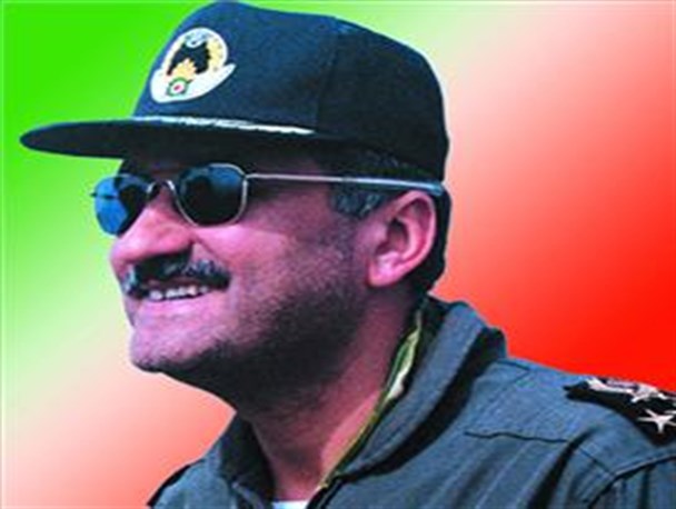 سرلشکر خلبان شهید یاسینی را بیشتر بشناسیم / جوانی که رهبر معظم انقلاب به او امیدها بسته بود