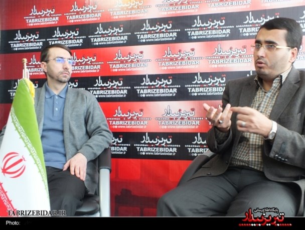 تحریف گفتمان عدالت حضرت امام در روز روشن توسط انقلابی نماهای چپ و راست/ بدنبال پوشاندن پوستین انقلابی گری در تن سرمایه داری هستند