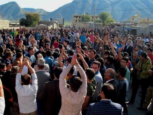 سونامی "فولادی وندا" زنگ خطری برای "تاجگردون"+تصاویر