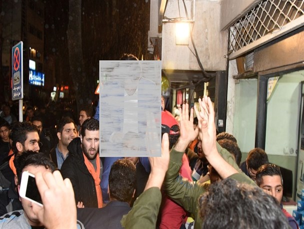 شوی تبلیغاتی یک کاندیدای مجلس در مازندران/ دی‌جی، فشن‌شو یا نماینده مجلس؟/ جای این افراد مجلس است یا سه‌نقطه؟!