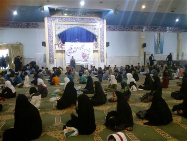 بزرگترین آزمون سراسری حفظ قرآن مجید درشهرستان زابل برگزارشد+تصاویر