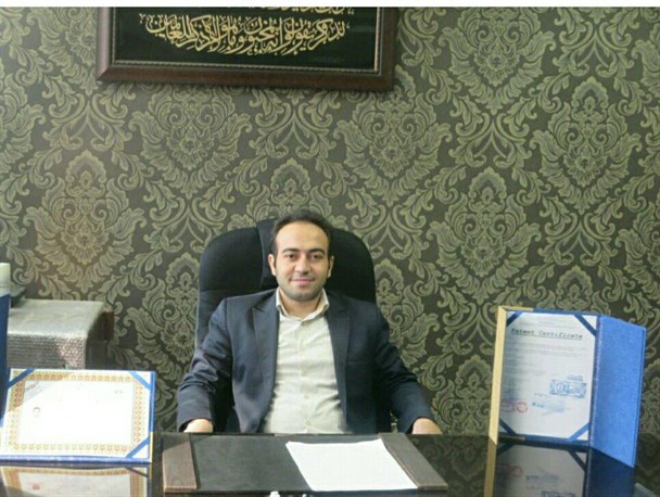 بیکارم و گاهی برای ورزشکاران داروی مکمل می سازم/ فرانسه پیشنهاد میلیاردی برای فرمول ضد سرطان داده است/ لوح تقدیر تنها حمایت مسئولین از مخترعین