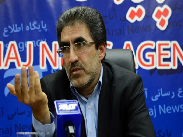 امضاء استیضاح آخوندی را پس گرفتم اما عقب‌نشینی نکردم/ اگر از توضیحات وزیر راه قانع نشوم رأی به برکناری‌اش می‌دهم