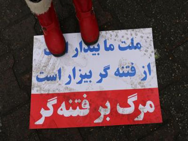 اندر حکایت شعار مرگ بر فتنه گر و گربه دزده