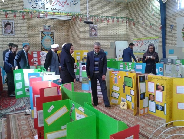 نمایشگاه دست ساخته های دانش آموزان در جشنواره جابر + تصاویر
