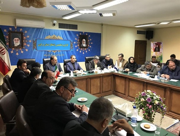 قطار اعطای تسهیلات روستایی استان مرکزی خارج از ریل است/پخش پول چاره اشتغال در روستاها نیست