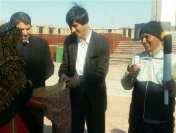 مشعل سیزدهمین گردهمایی راهنمایان گردشگری به مراوه تپه رسید