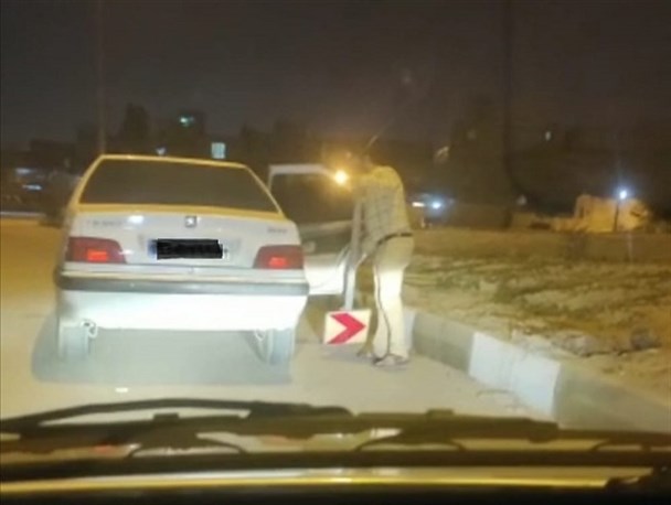 دستگیری عامل سرقت علائم راهنمایی و رانندگی در بندرعباس