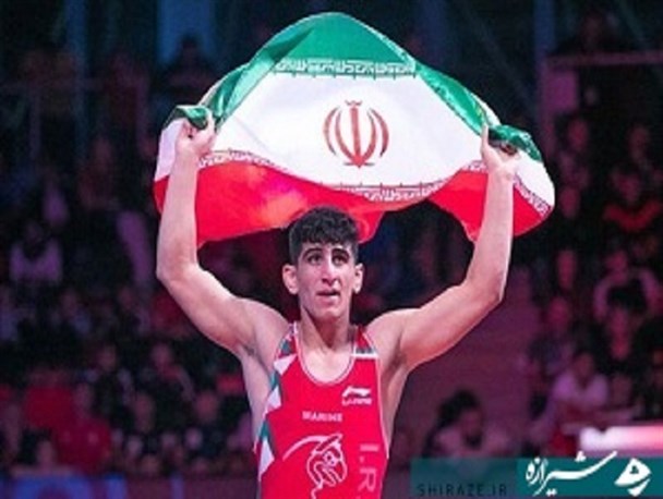 کشتی‌گیر شیرازی در مسابقات بین‌المللی بلغارستان طلایی شد