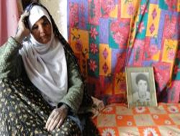باغبان لاله‌ها/مجموعه تصاویری از جمعی از مادران شهدای شهرستان نهبندان
