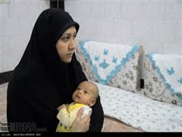 در پشتیبانی از ولایت فقیه به حضرت زهرا اقتدا کرده ام