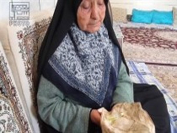 جانماز خونین پسری که بعد از ۲۷ سال هدیه روز مادر شد