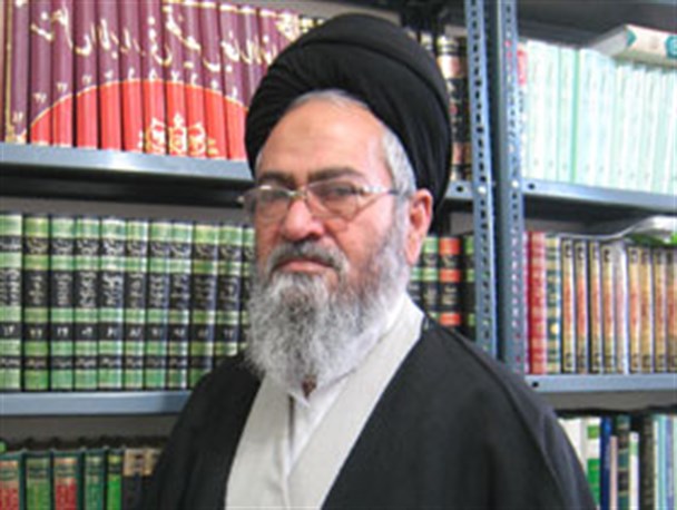 مصداق کوثر فرزندانی چون امام خمینی و امام خامنه ای است