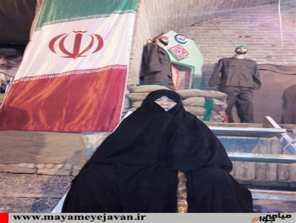 با دیدن صحنه اعزام شهدا به جبهه در نمایشگاه یاد اعزام فرزندم افتادم