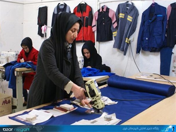 دیگر رمقی برای بانوان تولیدکننده خوی باقی نمانده است
