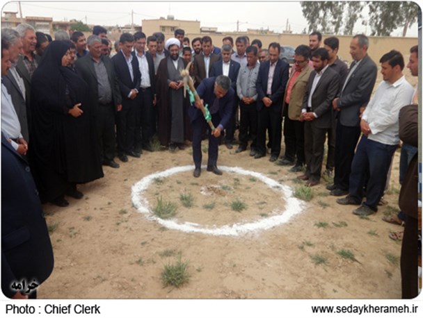 کلنگ سالن های ورزشی شهرستان خرامه به زمین خورد