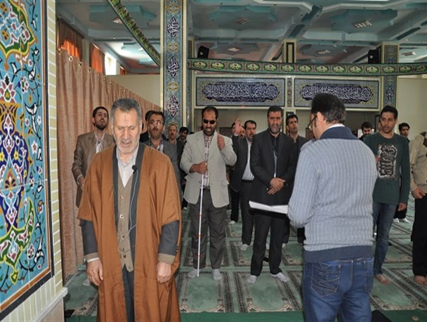 دانشگاهیان دانشگاه آزاد اسلامی شبستر جنایات آل سعود را محکوم کردند