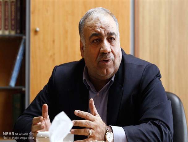 رسانه ها به فرهنگ سازی و مردمی سازی اقتصاد مقاومتی کمک کنند