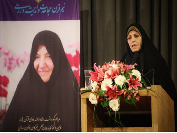 معاونت امور زنان مأموریت معرفی و تقدیر از زنان شاخص و نخبه را دارد