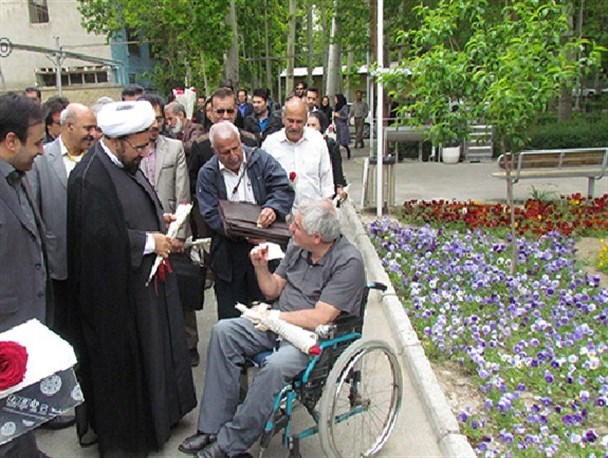 بعد از سی سال آمدید، ولی خوش آمدید