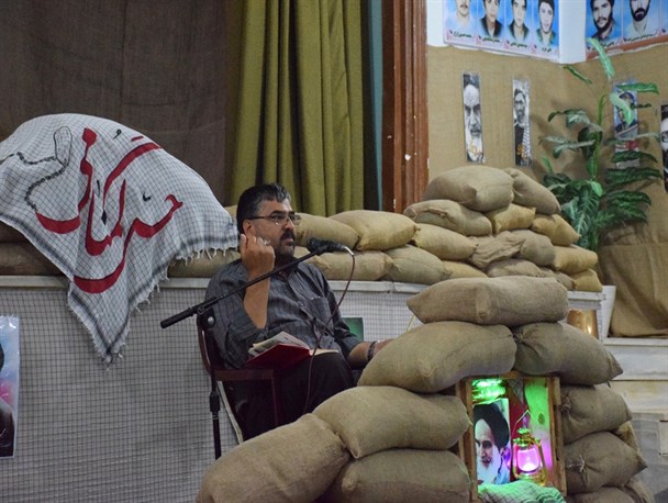 برگزاری سلسله جلسات «حس گمنامی» در میبد+تصاویر
