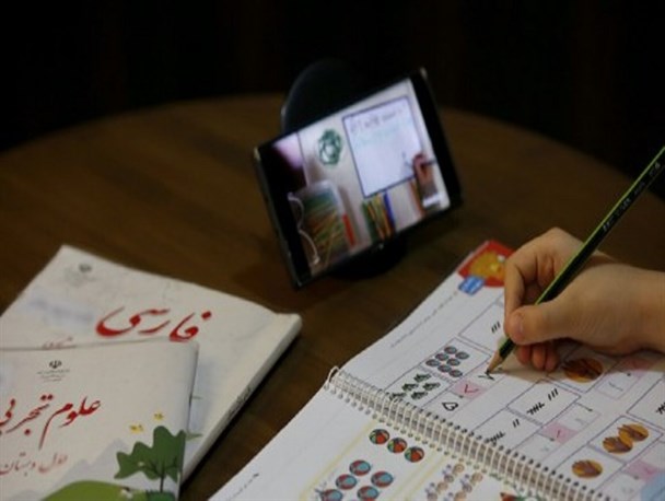فریاد بی صدای والدین از هزینه بالای اینترنت/ دانش آموزان عشایر سیستان و بلوچستان تلویزیون و اینترنت ندارند
