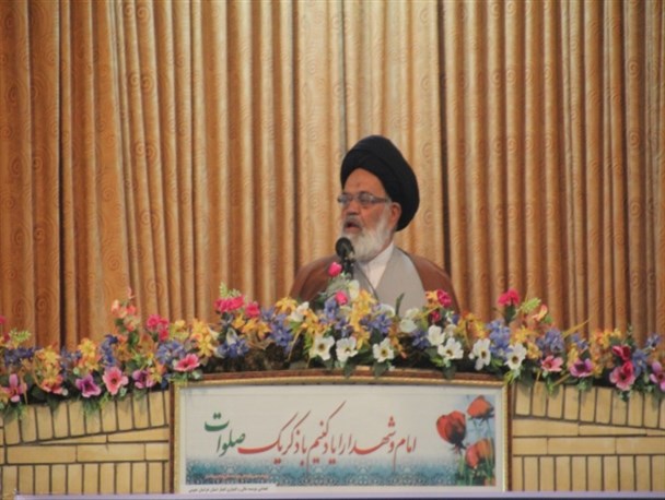 سربازان گمنام امام زمان (عج)نیروهای بصیر وآگاه نظام هستند