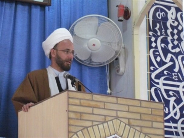 هنر آن است که زبان فارسی  را ترویج دهید و خارجی‌ها را مجبور به فراگیری زبان فارسی کنید