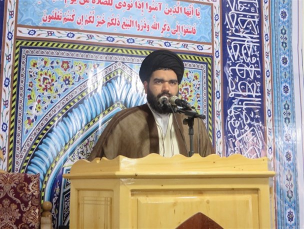 بعضی از ساده اندیشان به آمریکا خوشبین شدند/امنیت کشور ما هدیه ای از جانب خدواند متعال و تدایبر رهبر انقلاب است
