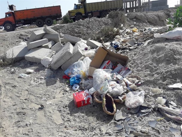 فقر امکانات و بی تدبیری مسئولان مشکل فعلی مسکن مهر جاسک/از نبود روشنایی معابر تا کمبود سطل زباله +تصاویر